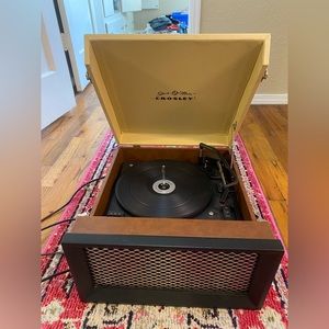 Vintage Crosley Record Player